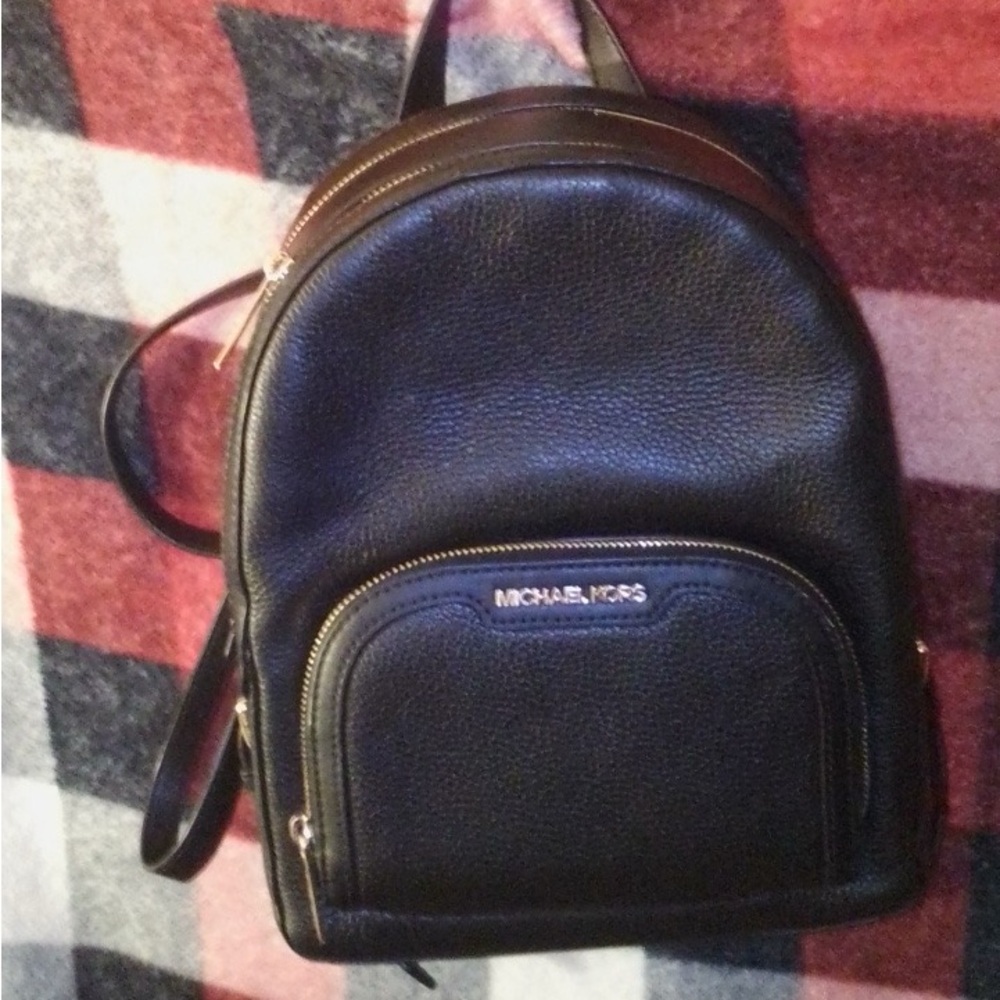 Michael Kors Black Backpack Sleek Design